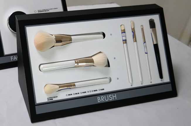 ���yƷչʾ��