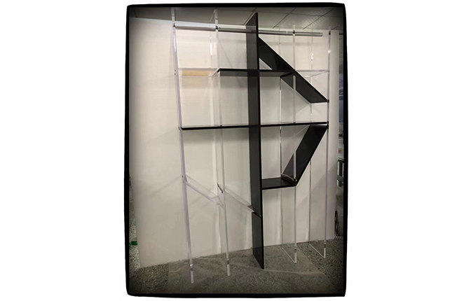 ����������